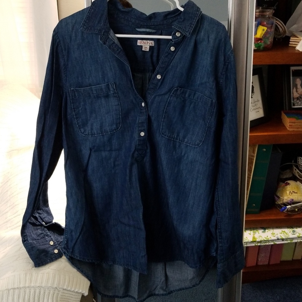 Women's shirt